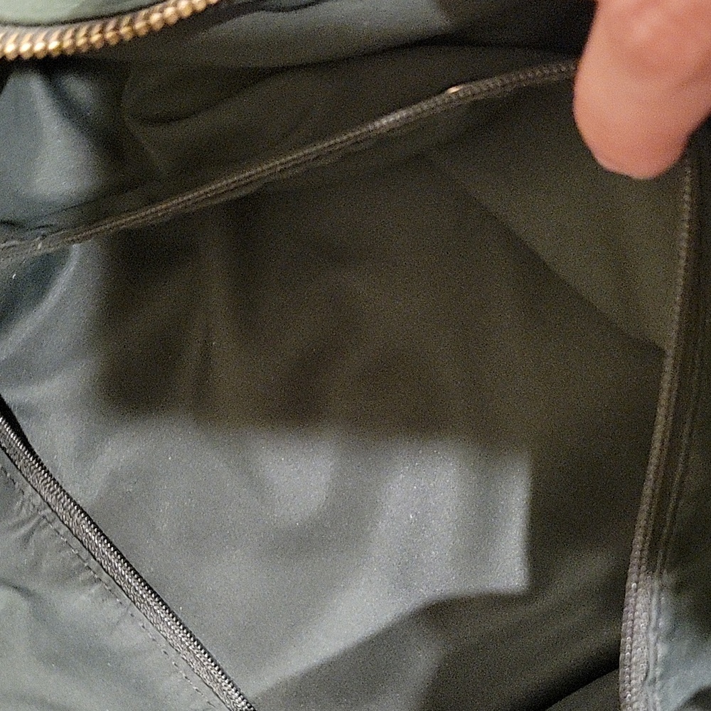 Kate Spade Watson Green Tote Purse / Bag - Picture 10 of 10